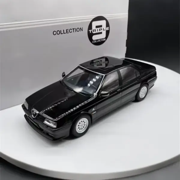 1:18 Alfa Romeo 164 Q4 Diecast Car Model - Image 4