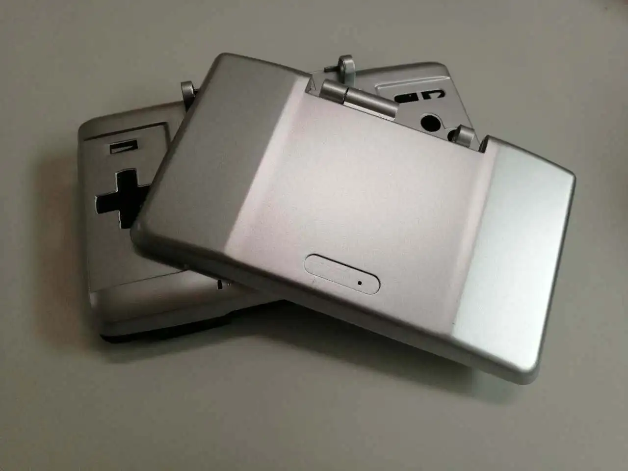 Nintendo DS First-Gen Full Housing Shell Kit in Vibrant Colors 12 Nintendo DS First-Gen Full Housing Shell Kit in Vibrant Colors - Image 12