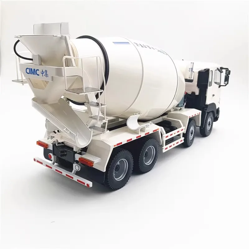 1:24 CIMC Concrete Mixer Truck Model 4 1:24 CIMC Concrete Mixer Truck Model - Image 4