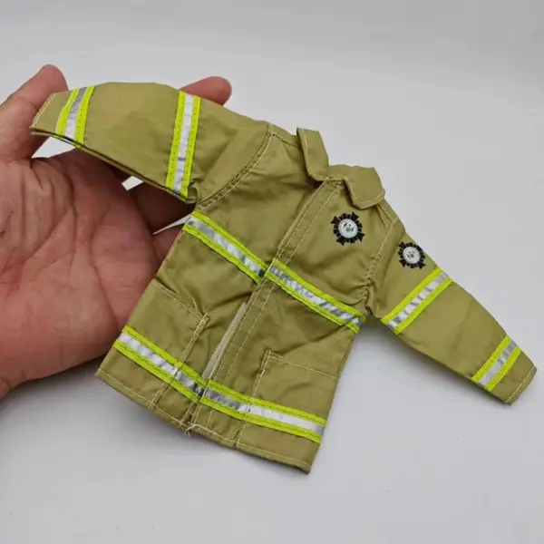 1/6 Scale Firefighter Rescue Uniform Model for Action Figures - Image 3