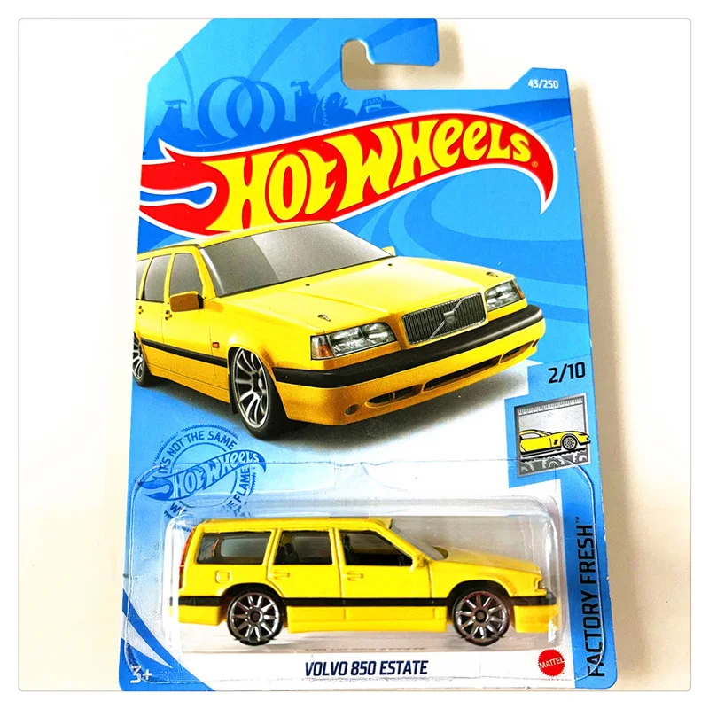 HotWheels Volvo 850 Estate 1:64 Diecast Model 5 HotWheels Volvo 850 Estate 1:64 Diecast Model - Image 5
