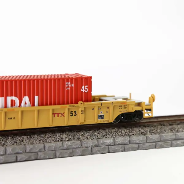 HO Scale 45ft Model Shipping Container C8745 - Image 10