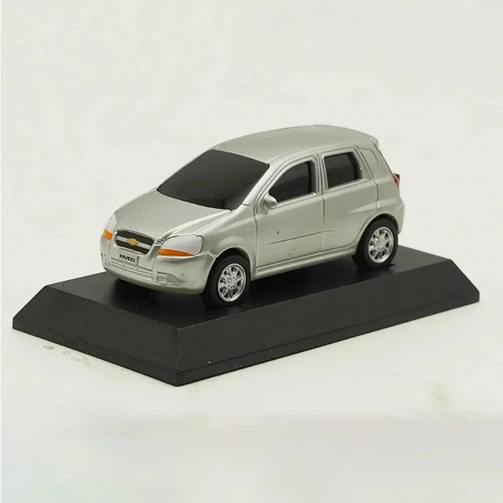Chevy Lechi 1:64 Die-Cast Alloy Model Collectible 3 Chevy Lechi 1:64 Die-Cast Alloy Model Collectible - Image 3
