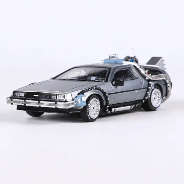 DeLorean DMC Time Machine 1:64 Diecast Model - Image 9