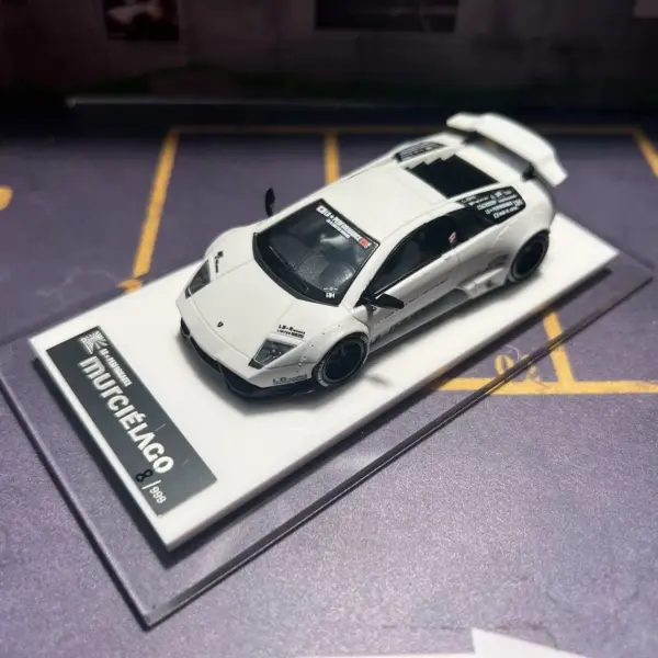 1/64 Resin Model Car Lamborghini LP670 - Image 18