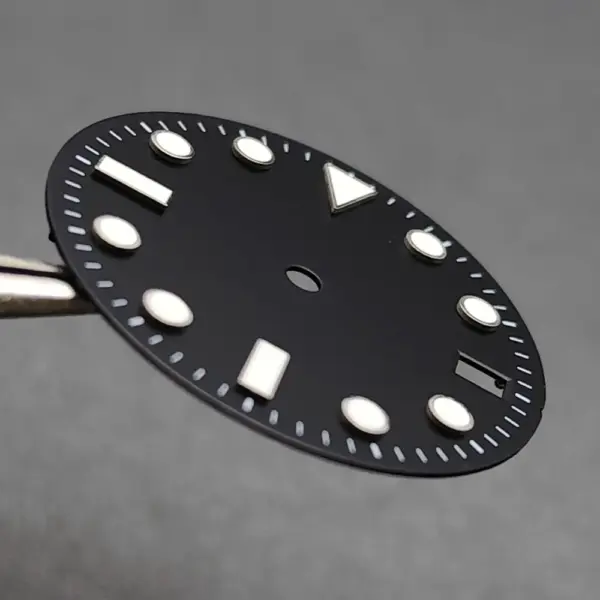 28.5mm GMT Calendar Watch Dial for NH34 NH35 Models - Image 4