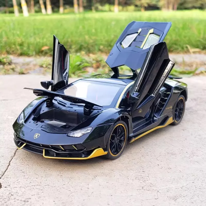 1:32 Lamborghini LP770-4 Special Edition Diecast Model 2 1:32 Lamborghini LP770-4 Special Edition Diecast Model - Image 2