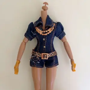 Sadd246bc77294940b646d29030ec30c5W 4