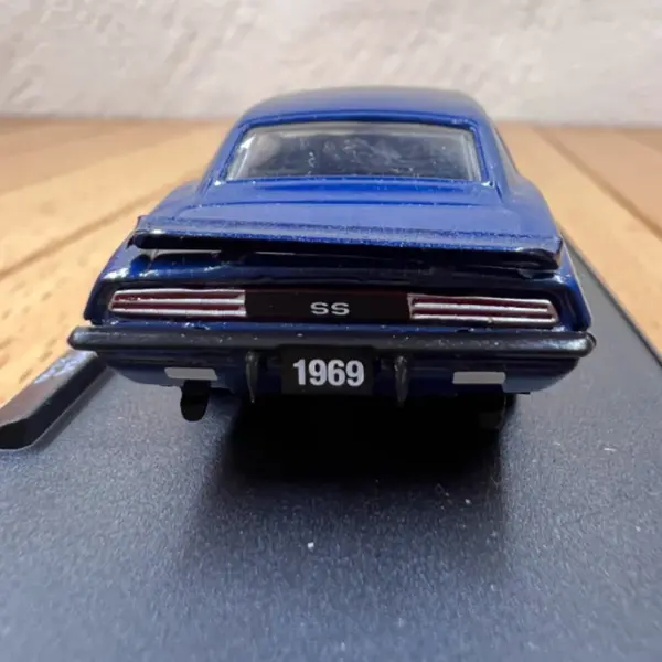 1:64 Scale 1969 Camaro SS/RS Alloy Model Car Collection - Image 6