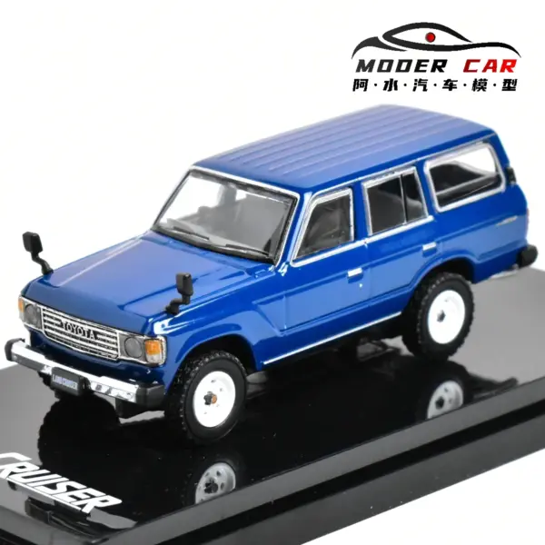 NoEnName_Null 1:64 Diecast LC70 and LC60 Car Set - Image 3