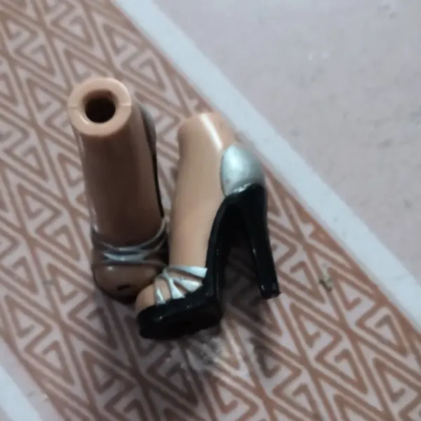 High-Heeled Doll Shoes and Boots Set for Bratz and Monster High - Image 9