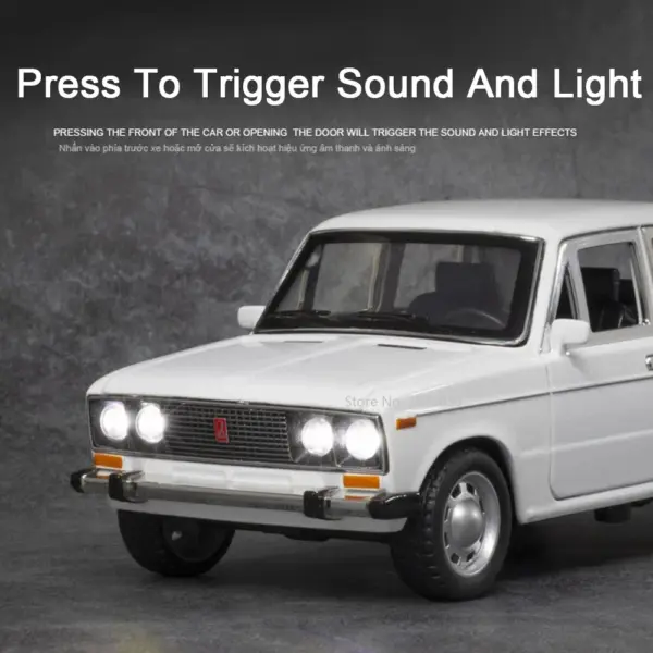 1/24 LADA 2106 Alloy Diecast Car Model - Image 3