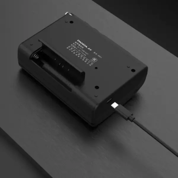 Portable AM/FM Cassette Player Model PA6501 - Image 6