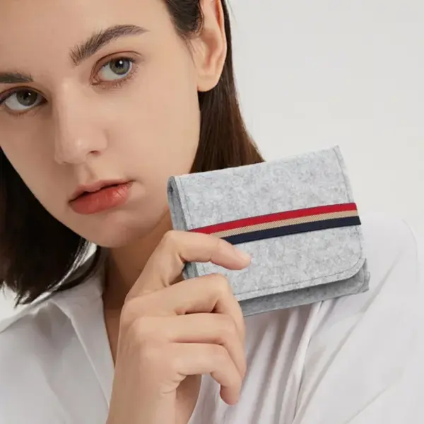 Felt Storage Bags for Watch and Makeup Organizer - Image 4
