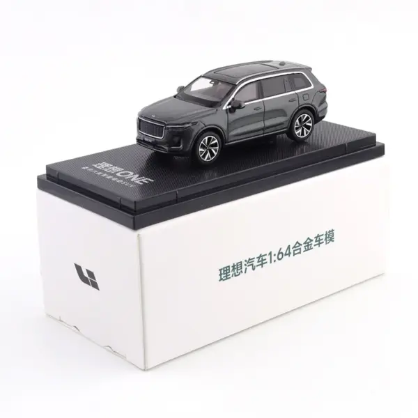 Ideal Car L6 L7 L8 L9 1:64 Alloy Model - Image 19