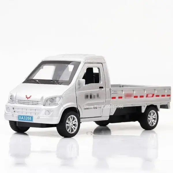 1:32 WULING Van Truck Model Alloy Toy for Collectors - Image 7