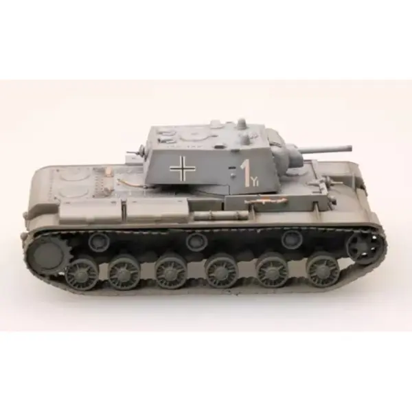 1/72 Soviet KV-1 Heavy Tank Model - Image 4