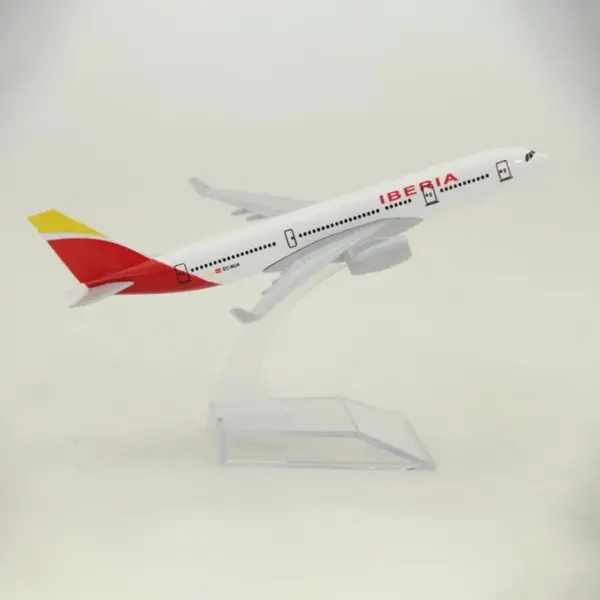 Iberia A330 Diecast 1/400 Scale Model - Image 5