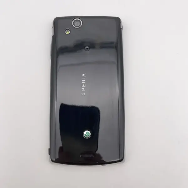Sony Ericsson Xperia Arc LT15i Classic Mobile Phone - Image 2