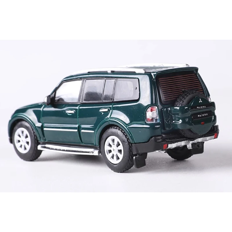 1:64 Scale Alloy Pajero V97 Model Car 3 1:64 Scale Alloy Pajero V97 Model Car - Image 3