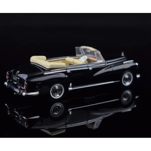 GFCC 1:64 Alloy Car Model 300D Convertible - Image 4