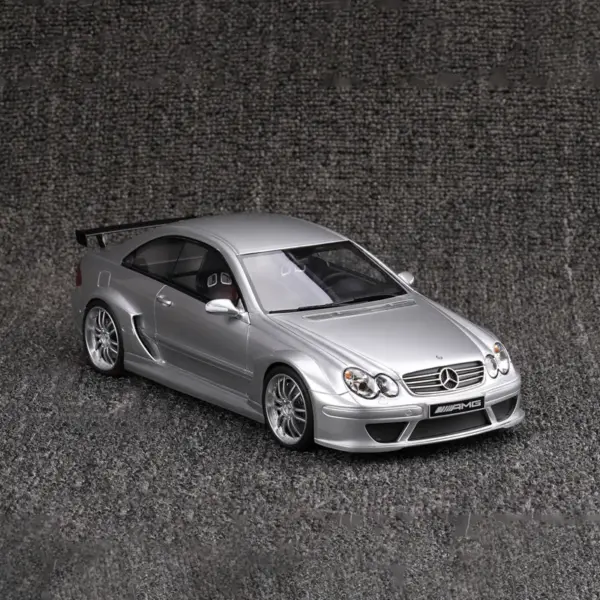 1:18 Scale CLK DTM Resin Car Model for Collectors - Image 5