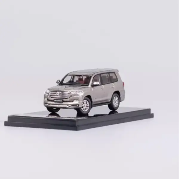 Land Cruiser 200 LC200 1:64 Alloy Car Model Collection - Image 4