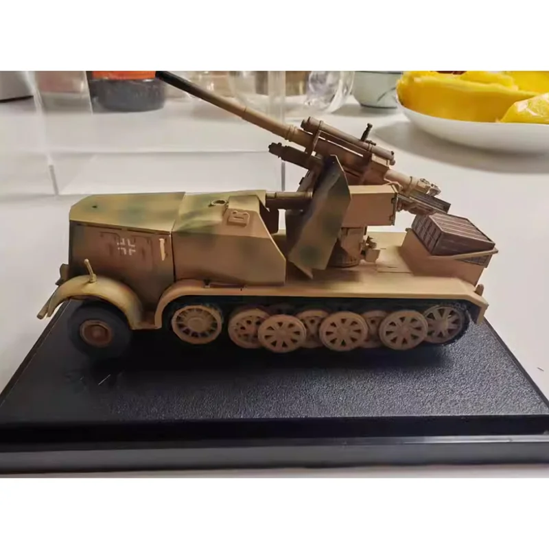 Diecast Sd.kfz.8 Half Track Model 1/72 5 Diecast Sd.kfz.8 Half Track Model 1/72 - Image 5