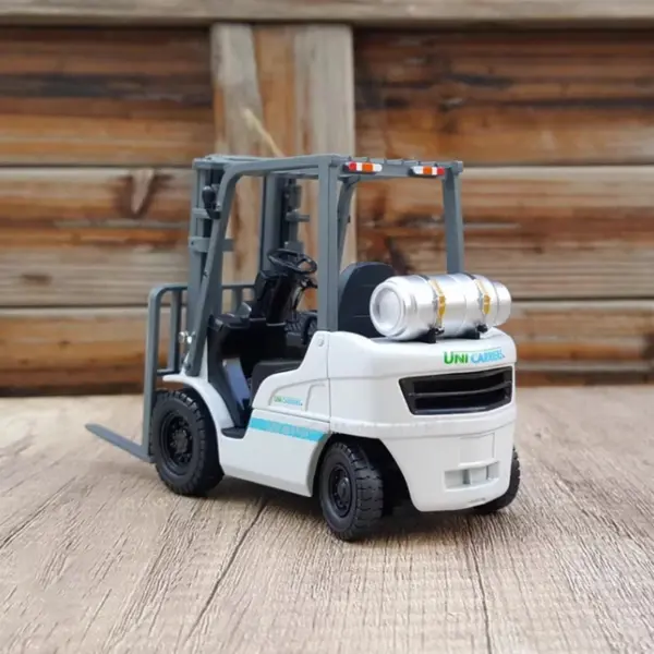 DM Diecast 1:25 Forklift Stacker Mechanical Model - Image 4