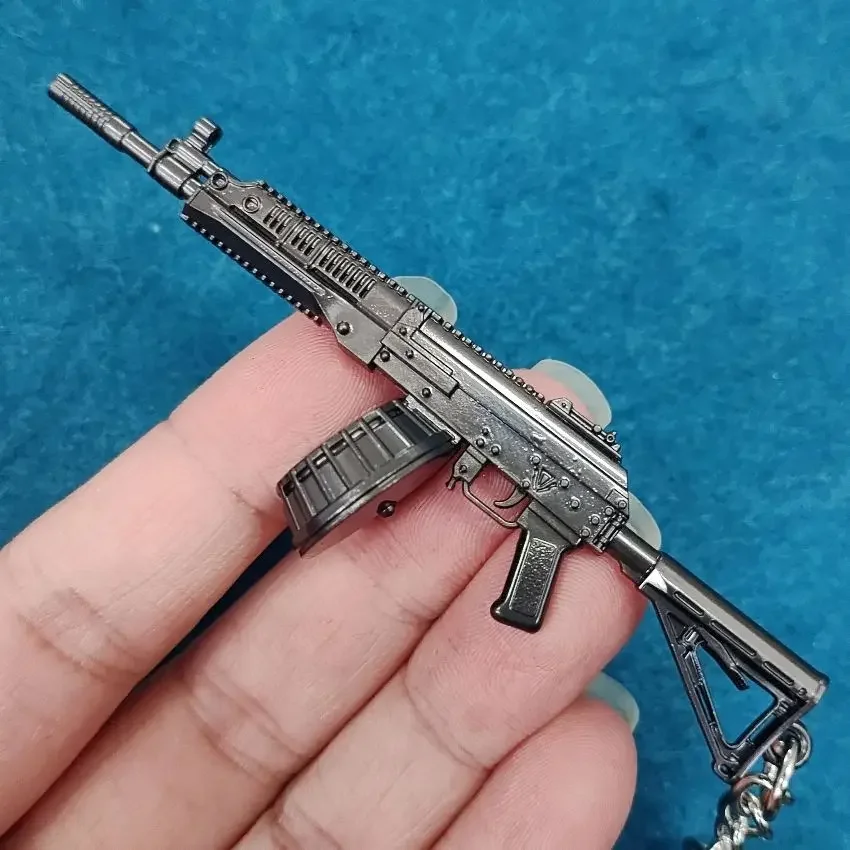 Mini Metal Pistol Keychain for Men 4 Mini Metal Pistol Keychain for Men - Image 4