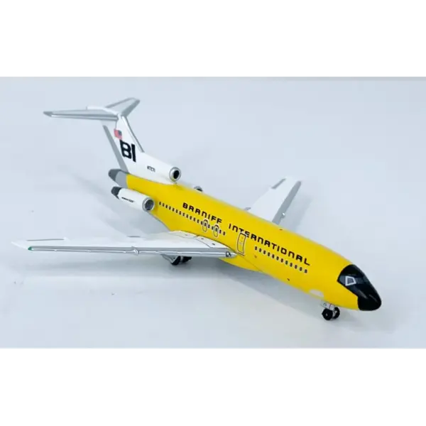 Diecast B727-100 Alloy Aircraft Model 1:500 - Image 2