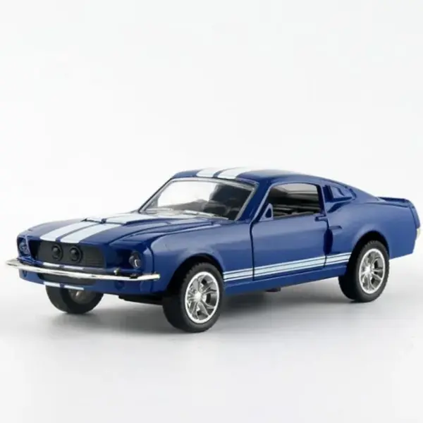 1/32 Scale Mustang GT500 Diecast Model Collectible - Image 3