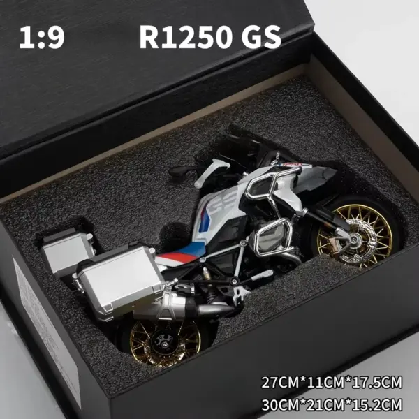 Suzuki H2R BMW R1250 V4S Alloy Motorcycle Model - Image 12