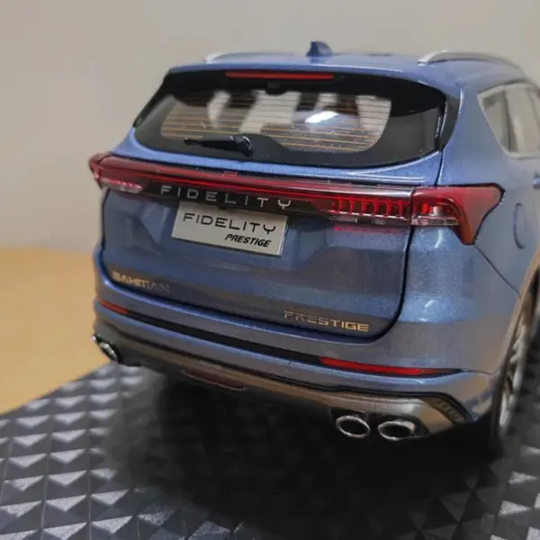 Diecast 1:18 Jetour X70 PLUS Alloy Car Model - Image 5
