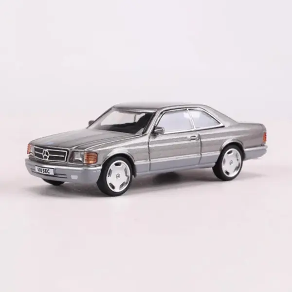 DCT 1:64 Scale 500SEC Alloy Sedan Model - Image 6