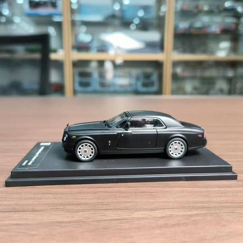 1/64 Rolls-Royce Phantom Coupe Diecast Model Car 7 1/64 Rolls-Royce Phantom Coupe Diecast Model Car - Image 7