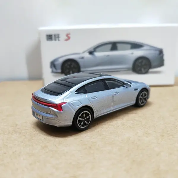 Diecast Nezha S 1:64 Scale Alloy Car Model - Image 5