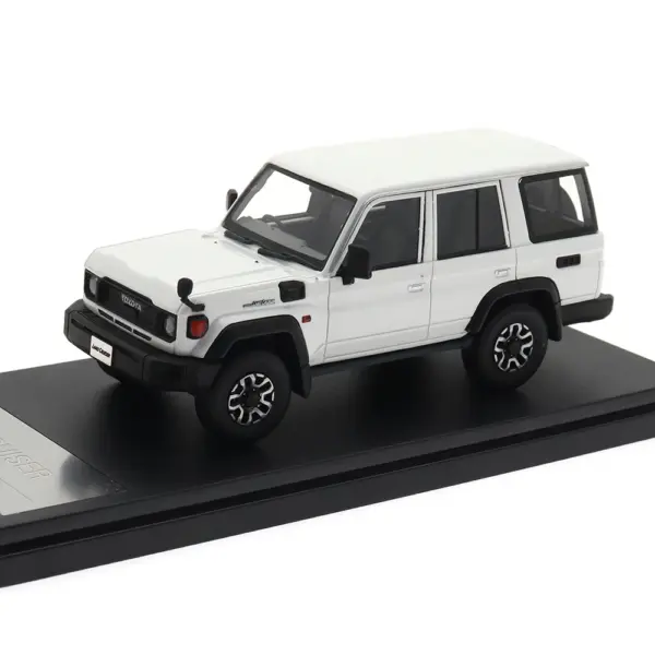 Hi-story Toyota Land Cruiser 1/43 Resin Model Car - Image 7