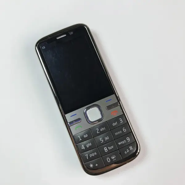 Nokia C5-00 Vintage Cell Phone 2G/3G - Image 2