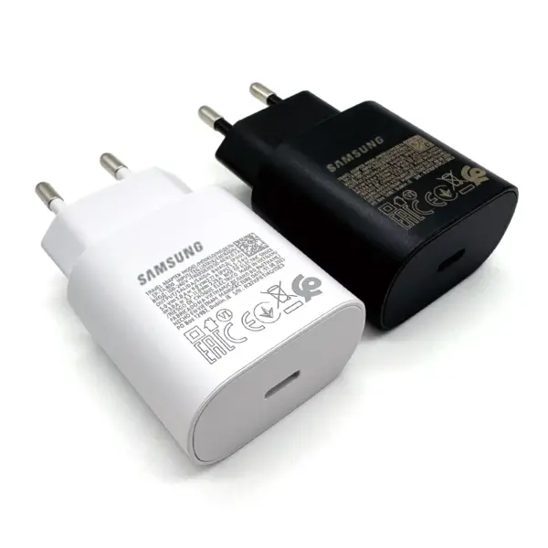 Samsung 25W Super Fast Charging USB-C Charger - Image 2