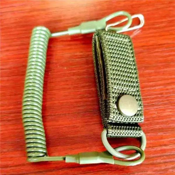 Elastic Tactical Lanyard for Keys and Flashlights - Image 13