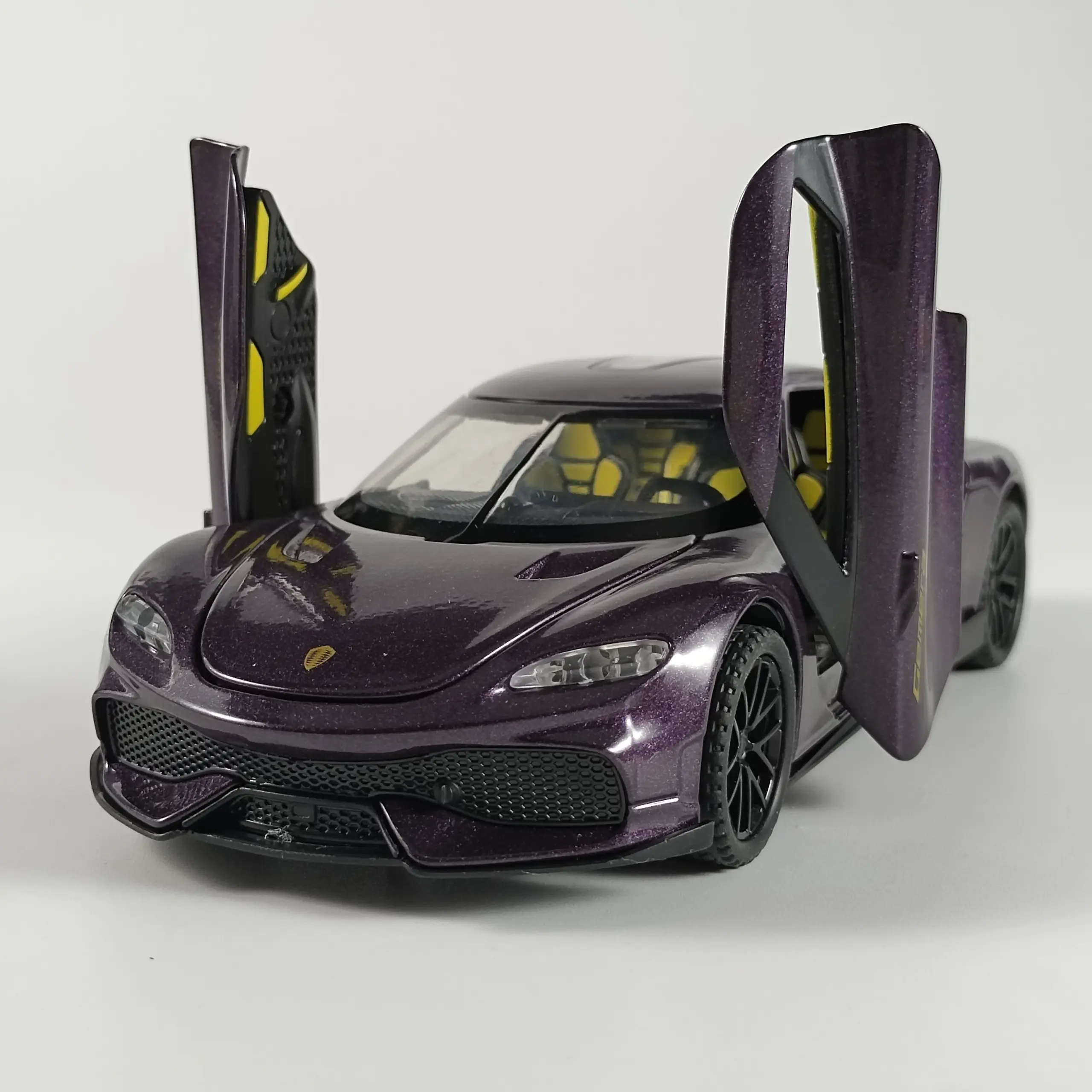 1:32 Gemera GT Diecast Alloy Model Car 5 1:32 Gemera GT Diecast Alloy Model Car - Image 5