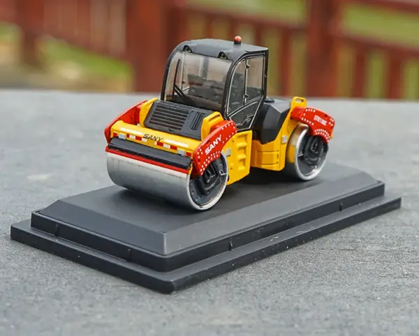 Mini Alloy SANY Crane Excavator Model 1:87 - Image 13