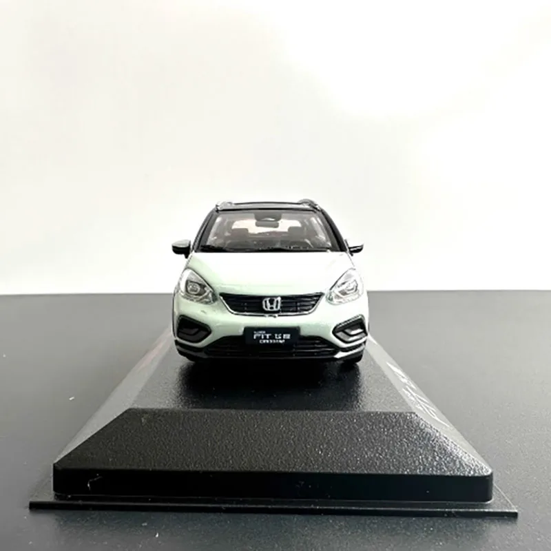 Diecast 1:43 Scale 2023 FIT CROSSTAR Alloy Model Car 4 Diecast 1:43 Scale 2023 FIT CROSSTAR Alloy Model Car - Image 4