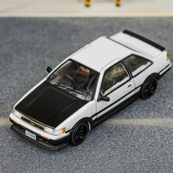 DCT 1:64 AE86 Diecast Model Car - Image 9