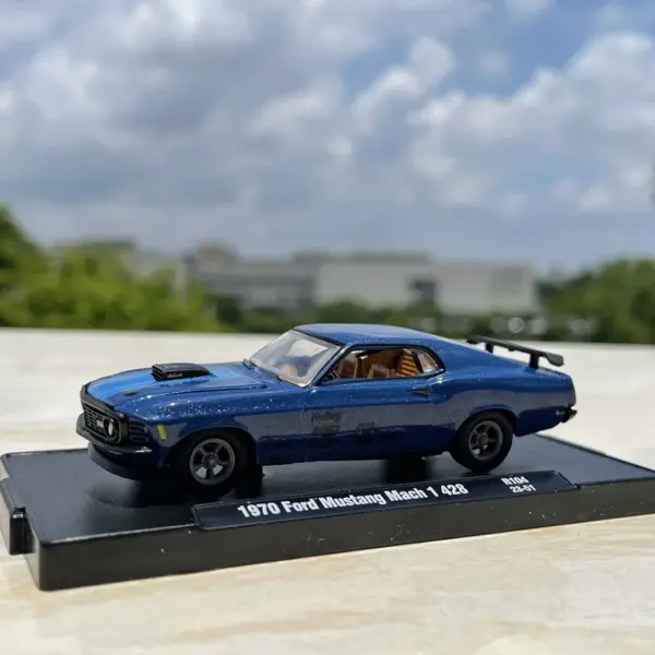 1:64 1970 Mustang Mach 1 Diecast Model - Image 5
