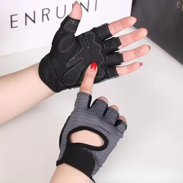 Breathable Women's Cycling Half Finger Gloves - Image 11