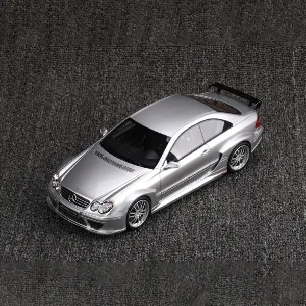 1:18 Scale CLK DTM Resin Car Model for Collectors - Image 2