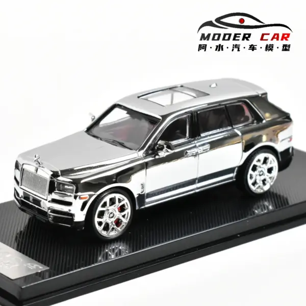 1:64 Cullinan SUV Diecast Model Car - Image 19