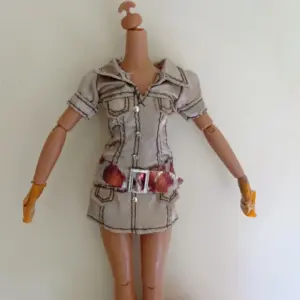 Sd6a82b07f44f46ebb4fa3f78fbfc430dz 4